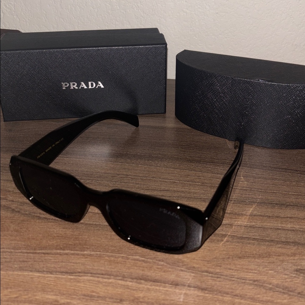 Prada Black Sunglasses Case, Box, dust cloth included